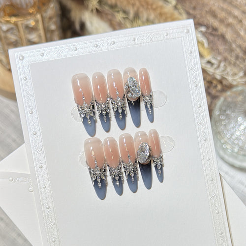 Dekorative Glamour Nagelspitzen