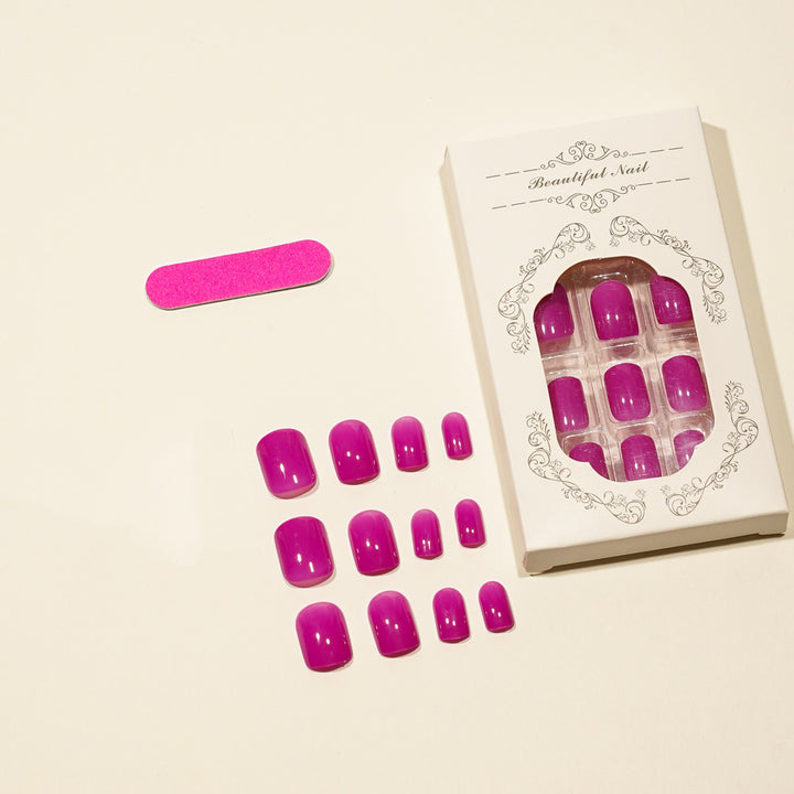 Glänzende Press-On-Nagelspitzen-Kollektion Karnz