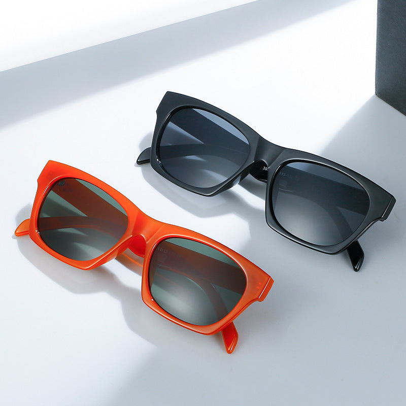 Retro-inspirierte dicke Sonnenbrille Karnz