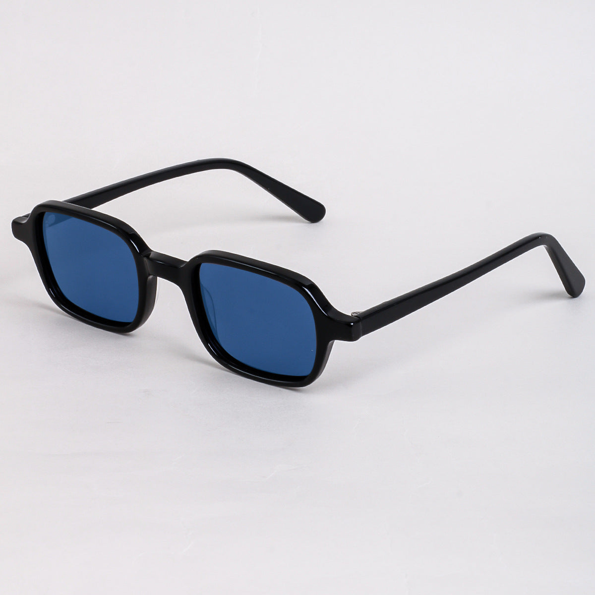 Damen modische Sonnenbrille im einzigartigen, zeitgenössischen Design Karnz