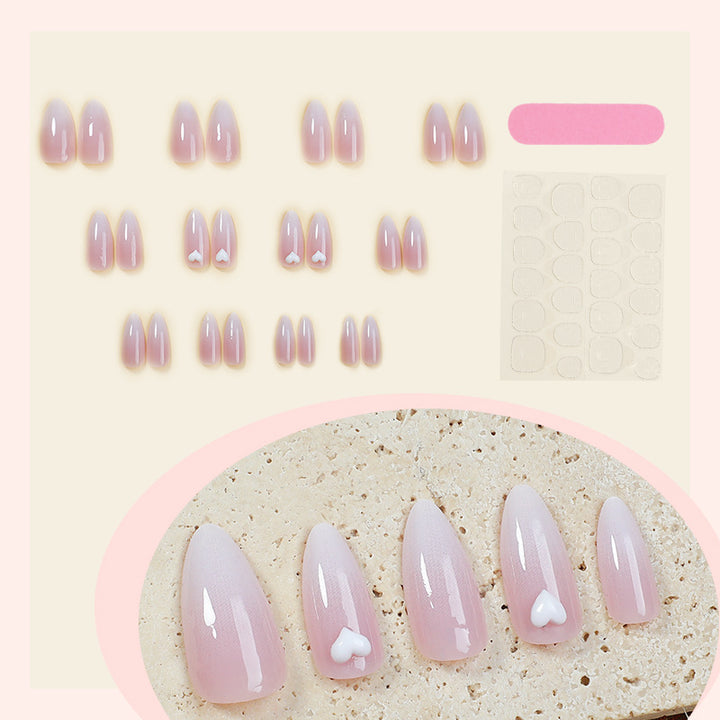 Elegantes Press-On-Nagelset mit Herzverzierungen Karnz