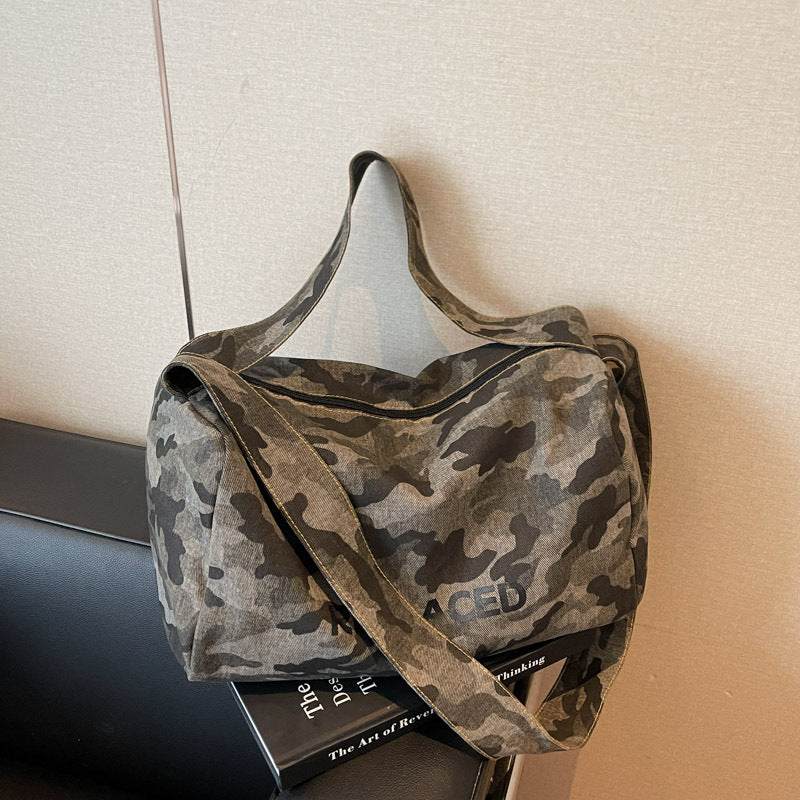 Vielseitige Camo-Print Duffle Bag Karnz