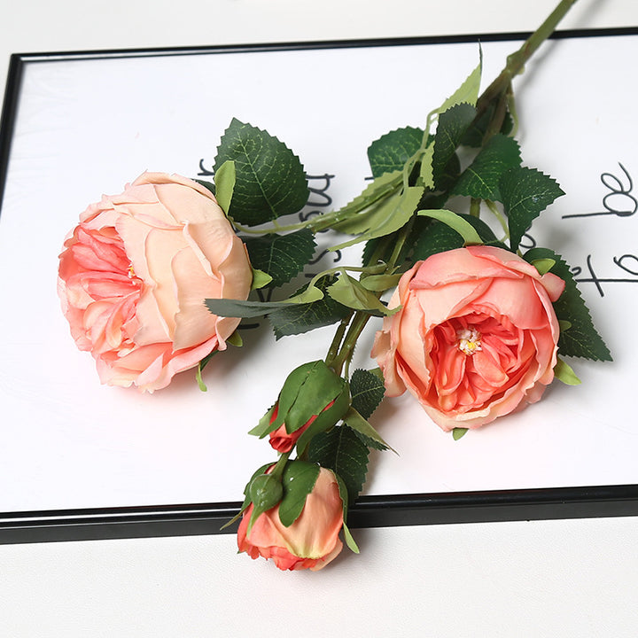 Luxuriöse Seidenrose Blumenarrangement
