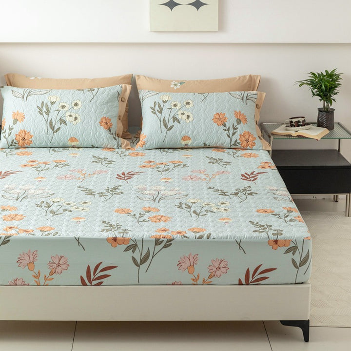 Gepolsterte Bettlaken und Kissenbezug Set mit botanischem Druck