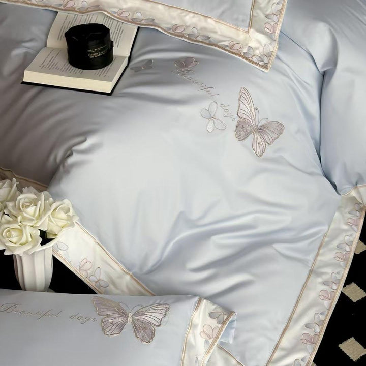 Satin-Bettwäsche-Garnitur mit besticktem Schmetterlingsmotiv und seidenmattem Finish