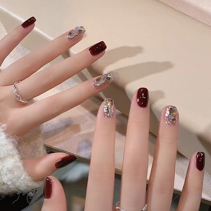 Glamorous Accent Press-On Nail Set Karnz