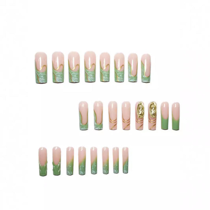 Elegante Detaillierte Nagelkunstverlängerungen Karnz