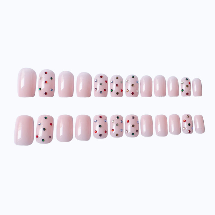 Dekoratives mit Edelsteinen besetztes Nagelkunst-Set