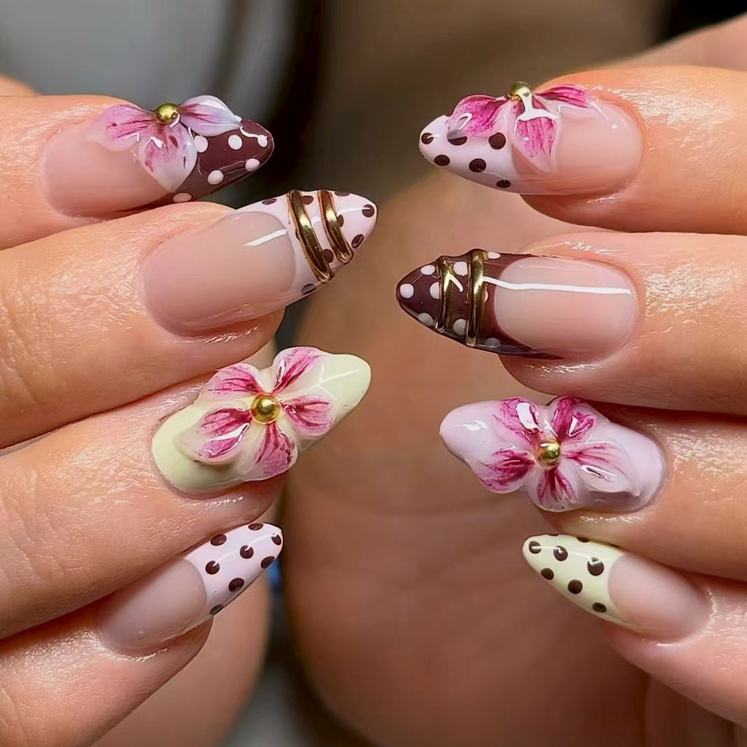 Künstlerisches 3D Blüten Aufkleber Nagelkunst Set Karnz