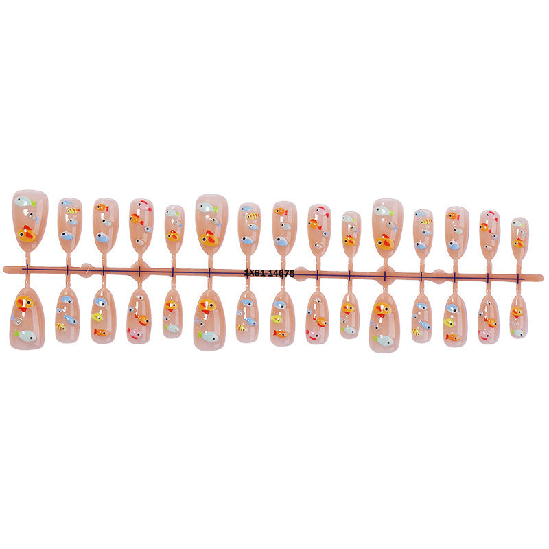 Kunstnagelset mit verspielten Fischmotiven Karnz