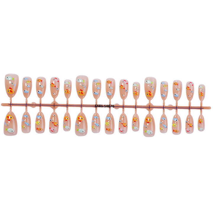 Kunstnagelset mit verspielten Fischmotiven Karnz