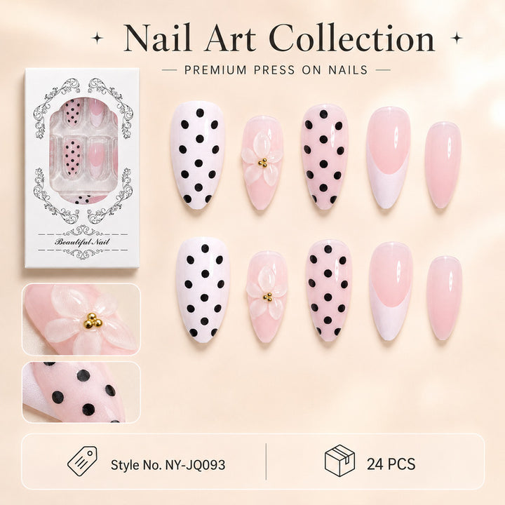 Premium Nageldesign mit Punkten und Blüten Karnz