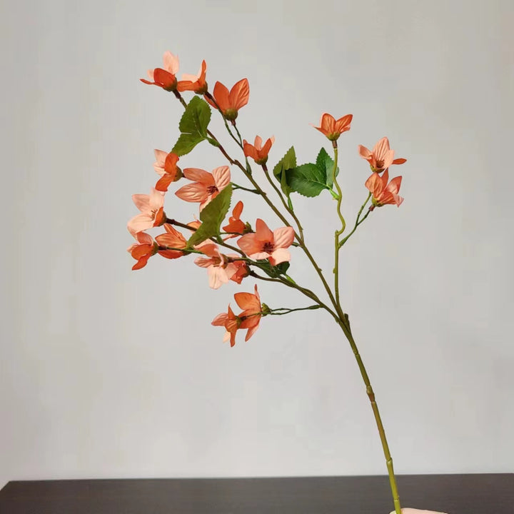 Elegante Kunst-Kirschblütenstängel