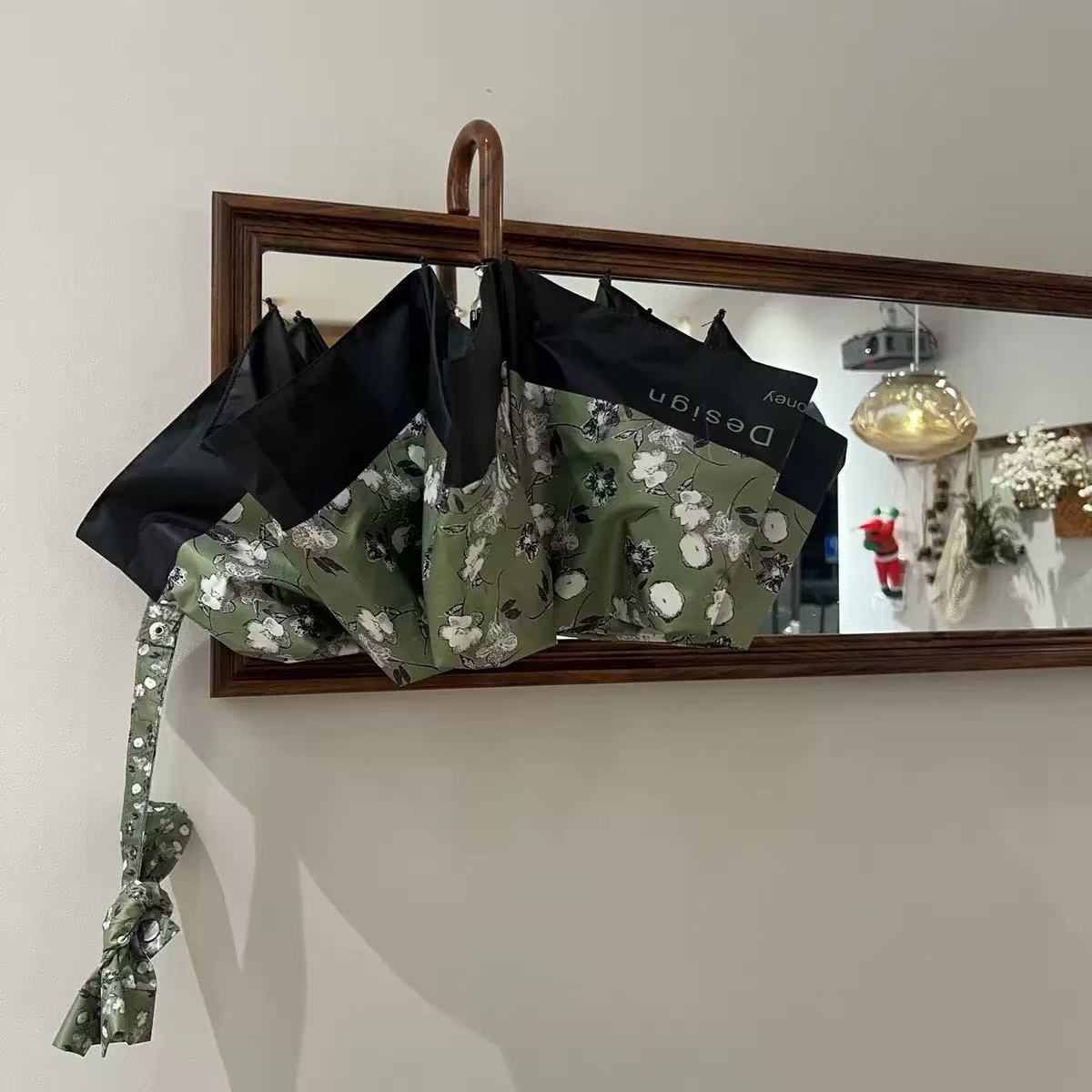Damen Faltregenschirm mit stilvollem floralem Design Karnz