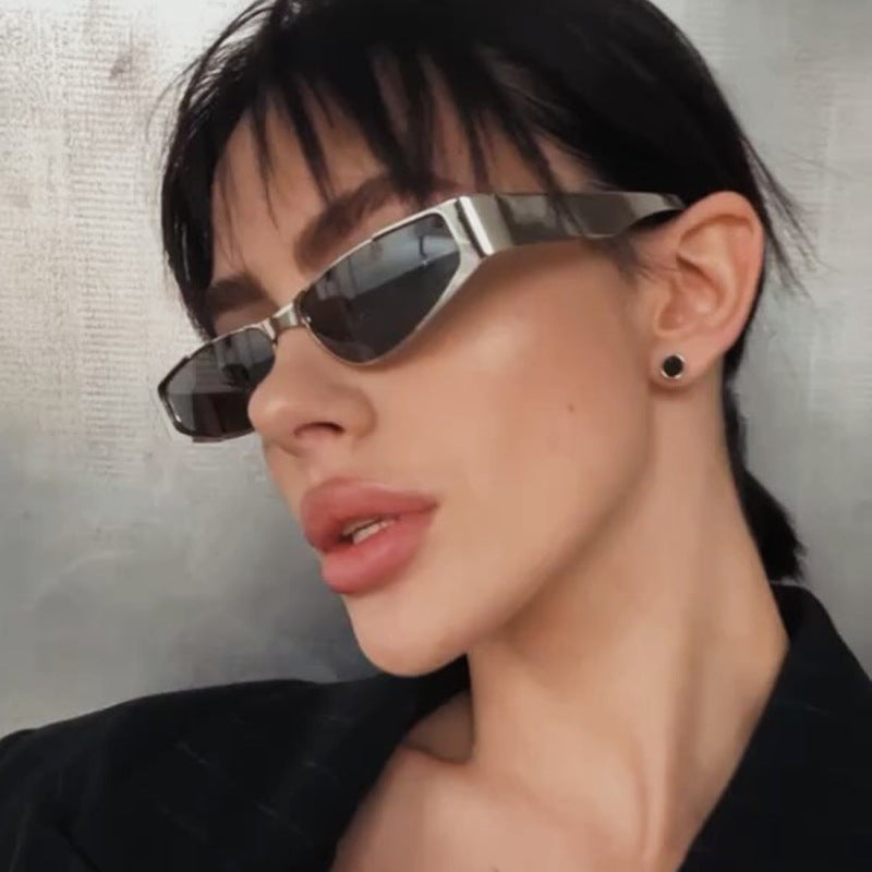 Damen elegante schmal geschnittene Sonnenbrille mit UV-Schutz Karnz