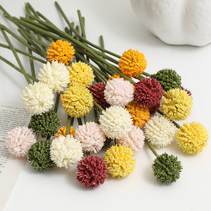 Künstlicher Blumenstängel mit detaillierten Blüten Karnz