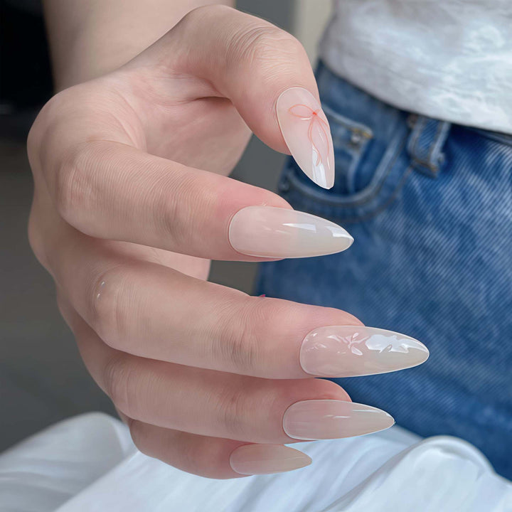 Dekoratives Press-On-Nagelkunstset mit Schleifenakzenten Karnz