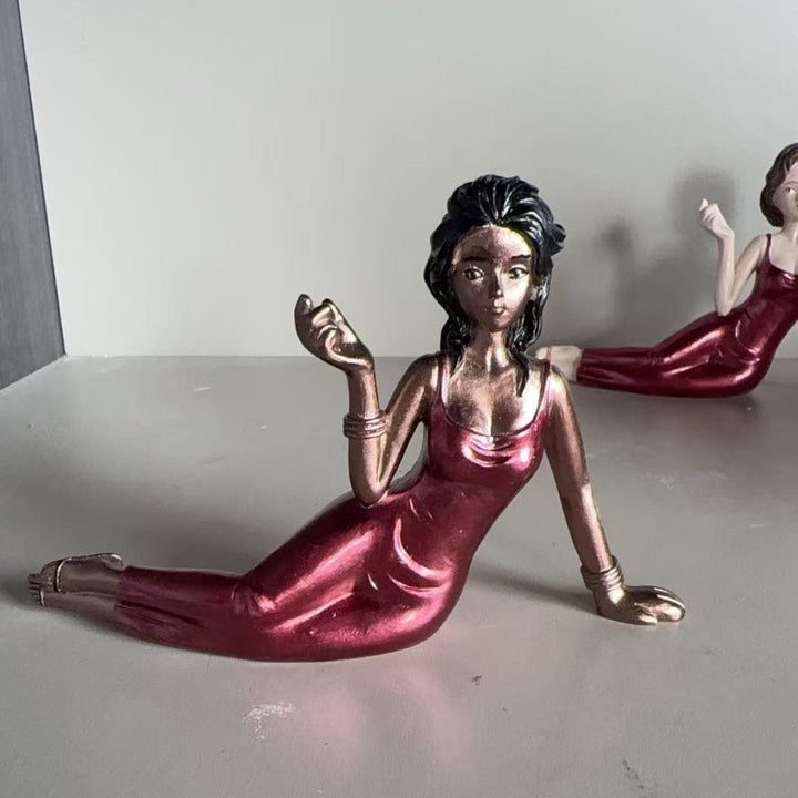 Dekorative Figur im Vintage-Stil Karnz