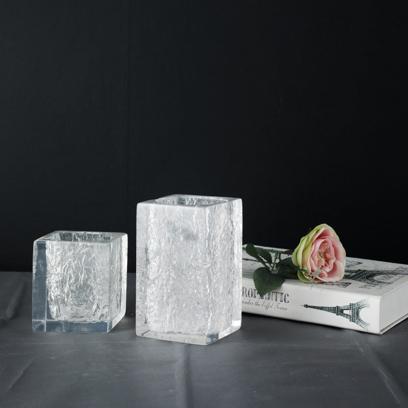 Texturierter dekorativer Glasblumentopf