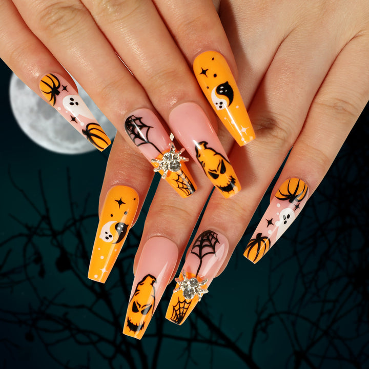 Künstliche Halloween-Nagelkunst Karnz