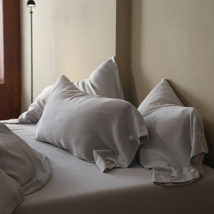 Luxus Bio-Baumwoll-Satin-Bettbezug-Set mit Knopfverschluss