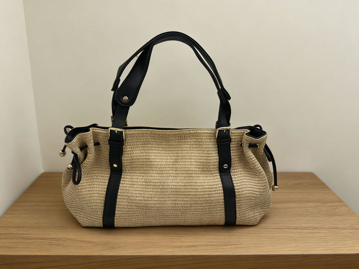 Elegante Handgefertigte Tragetasche Von Karnz