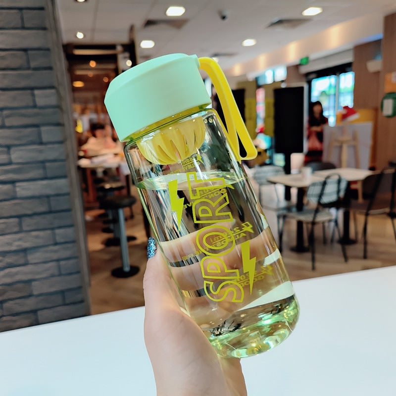 Damen Multifunktionale Sport-Trinkflasche mit fruchtigem Infuser Karnz