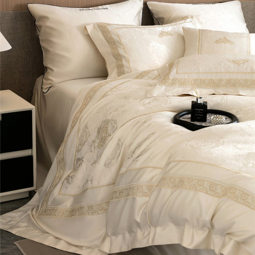 Luxuriöses florales Jacquard-Satin-Bettdeckenbezug-Set mit besticktem Rand und dekorativen Kissenbezügen