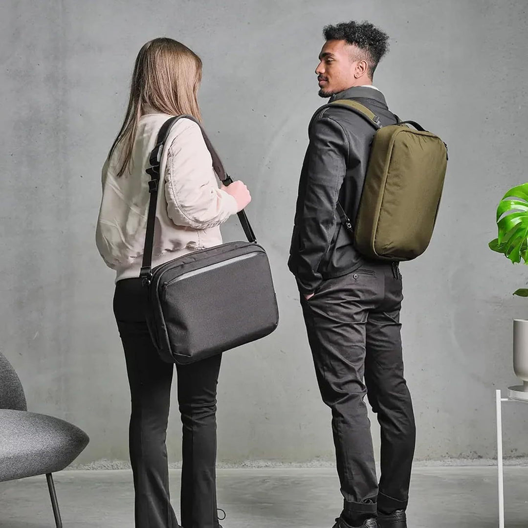 Minimalistischer Technik Rucksack Karnz
