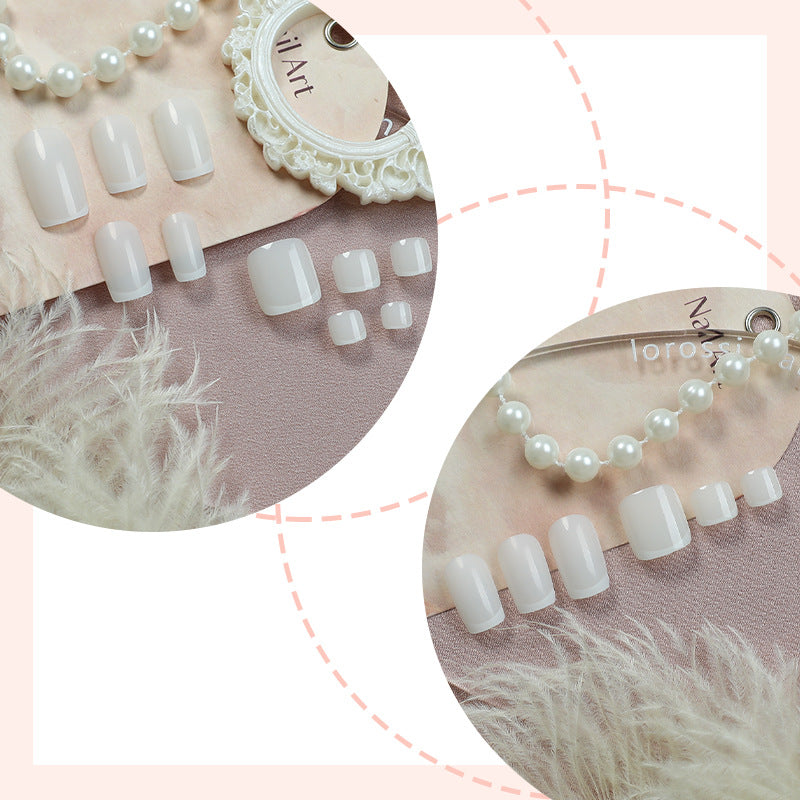 Premium Gel Press-On Nail Set mit elegantem French Tip Design Karnz
