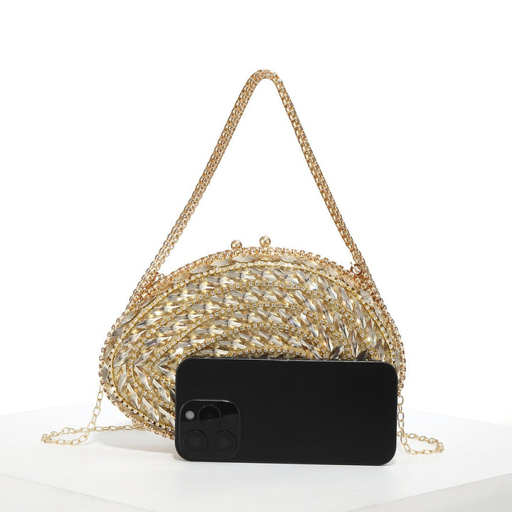 Glamouröse Abendtasche mit Kristallakzenten