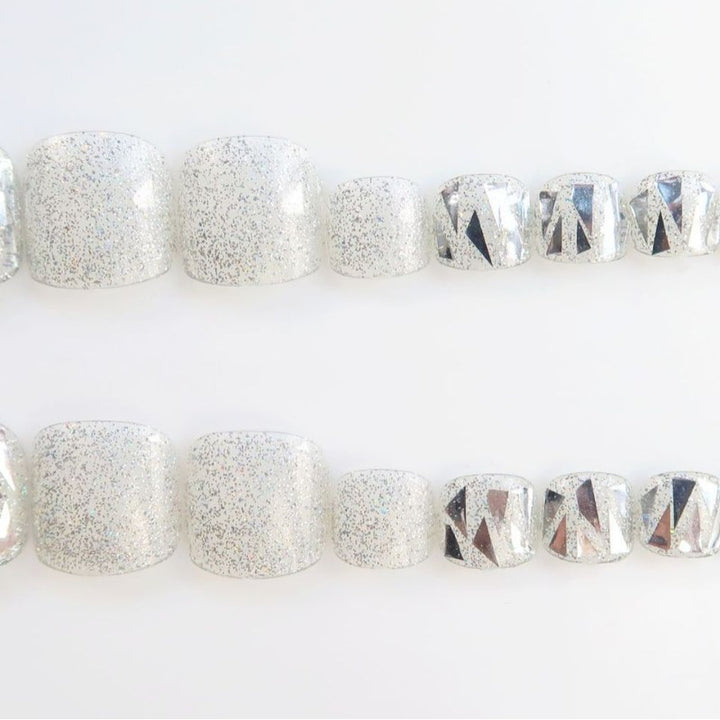 Premium Glitzernde Press-On Nagelkunst Set Karnz