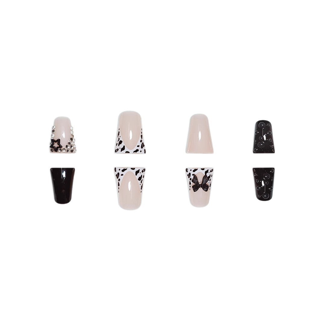 Stylische Nagelverlängerungen Karnz