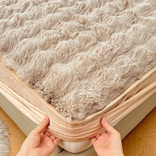Fuzzy Matratzenschoner