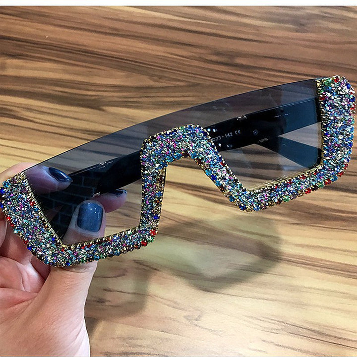 Damen elegante Glitzer-Sonnenbrille mit markantem Rahmen Karnz