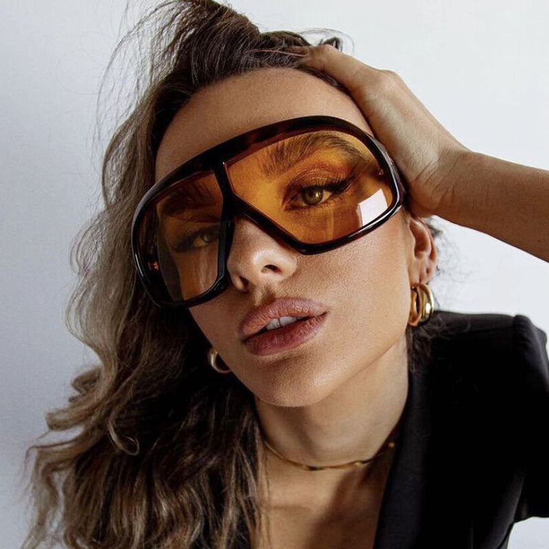 Damen oversized Sonnenbrille im modischen Schildkrötenmuster Karnz