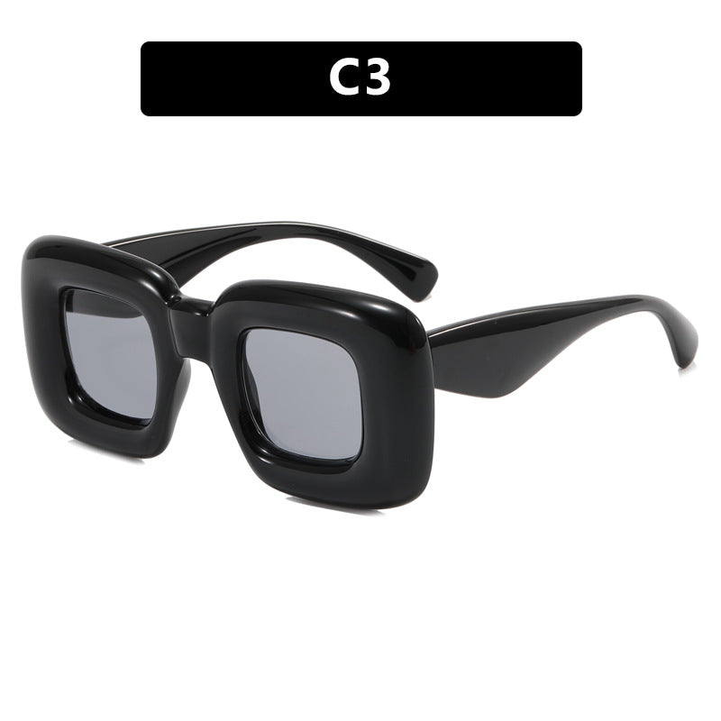 Damen rechteckige Sonnenbrille mit breitem Rahmen und schützendem UV-Filter Karnz
