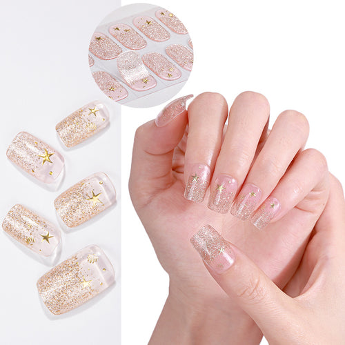 Funkelnde Nagelüberzüge