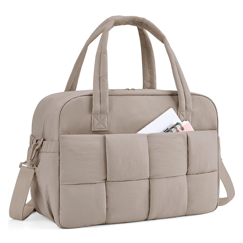 Praktische und Stilvolle Reisetasche mit Strukturiertem Design Karnz
