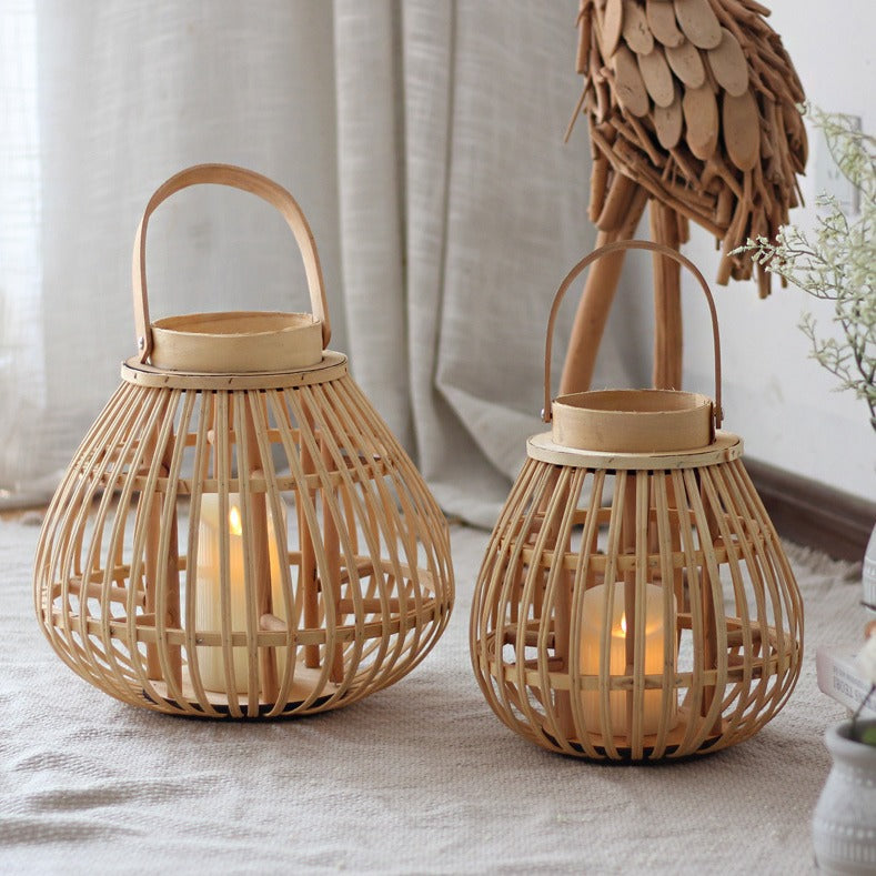 Handgefertigte Rattan-Laterne Karnz