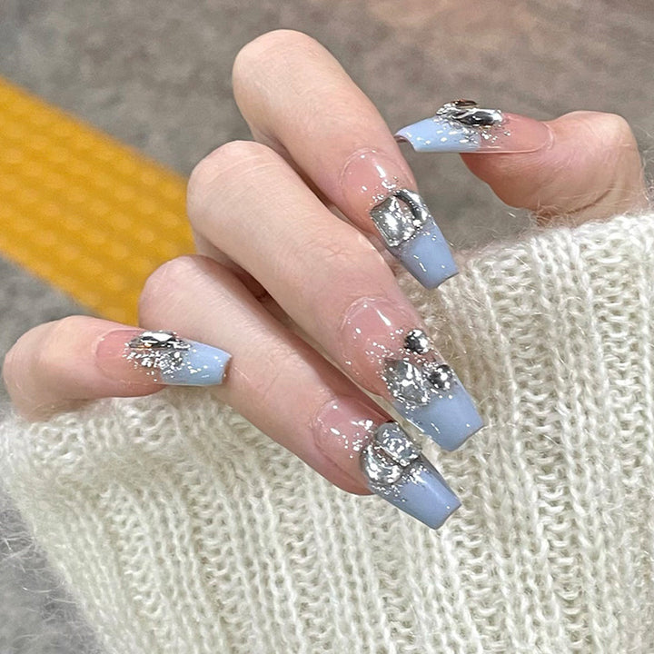 Dekorative Press-On Nagelspitzen Set Karnz