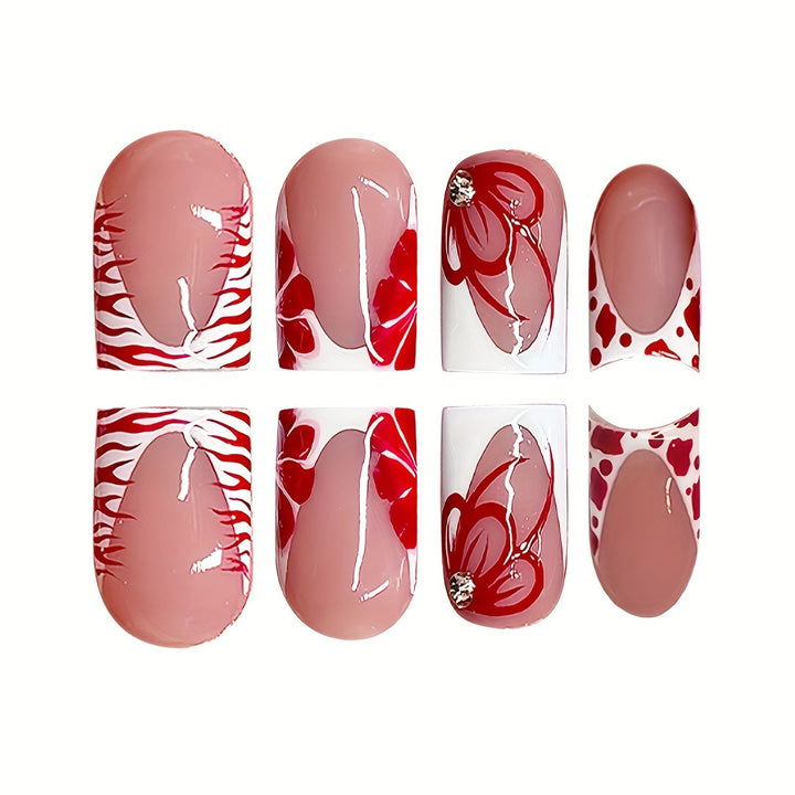 Elegantes Floral-Nageldesign Karnz