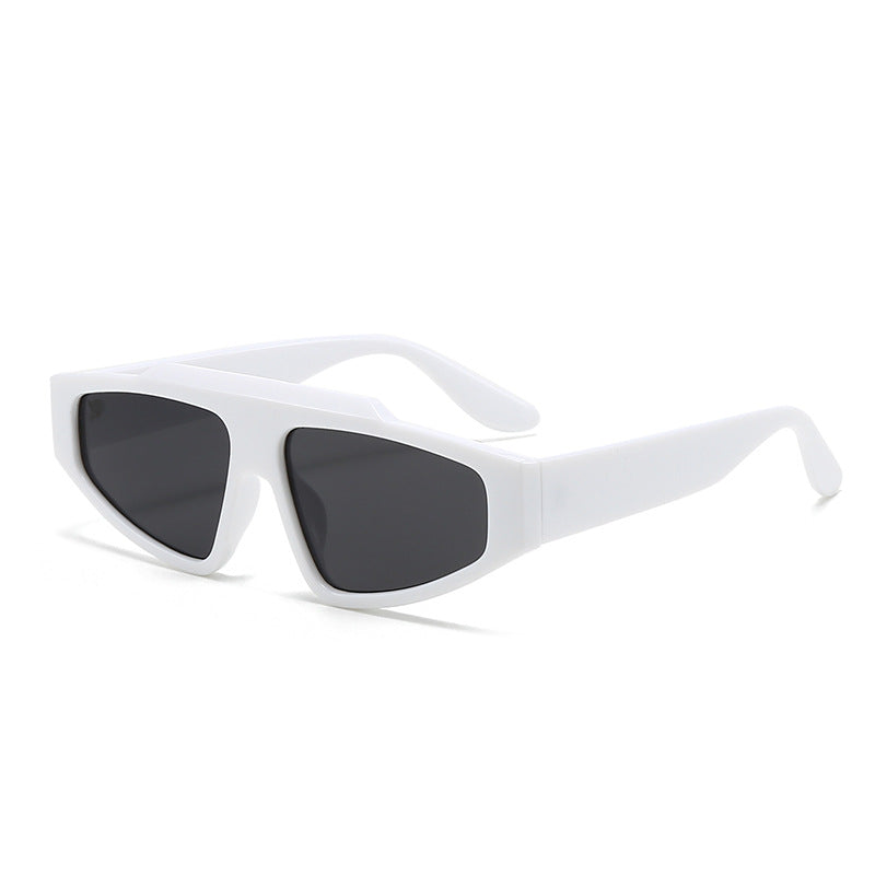 Damen futuristische Designer-Sonnenbrille mit markantem Rahmen Karnz