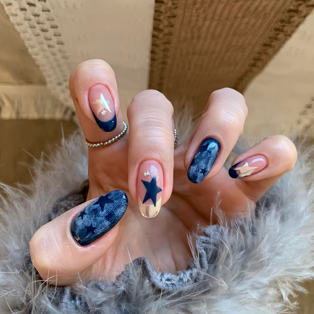 Kreative Kunstnagelset mit Sternen- und Denim-Design Karnz