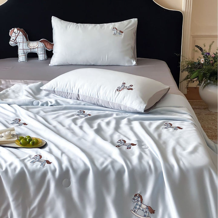 Satin-Bettwäsche-Set mit feiner Lama-Stickerei
