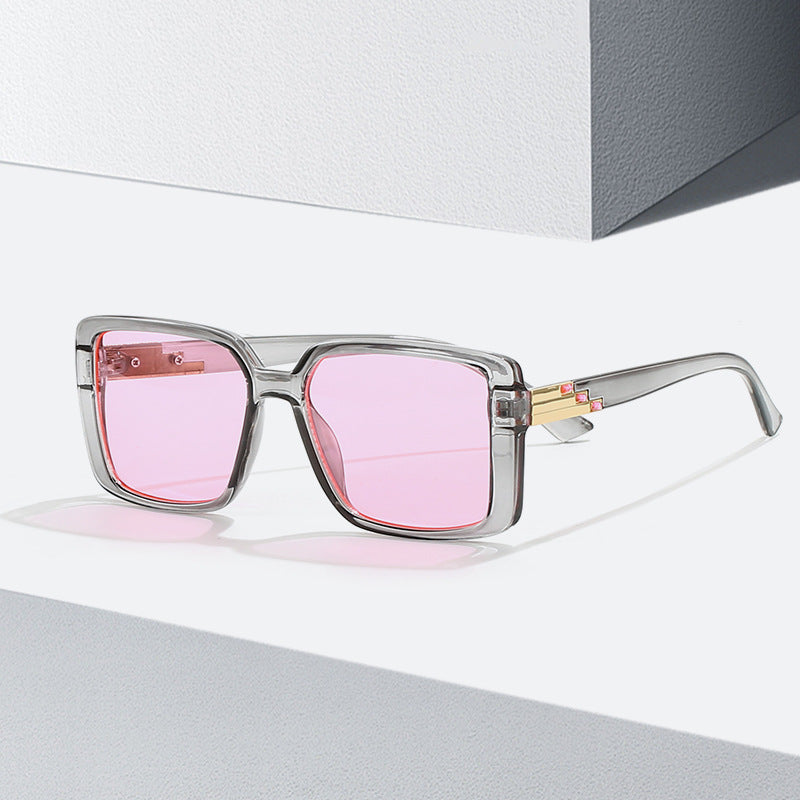 Damen modische quadratische Sonnenbrille mit trendigen Details Karnz