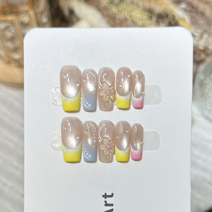 Künstlerisches Florales Design Press-On Nagelset Karnz