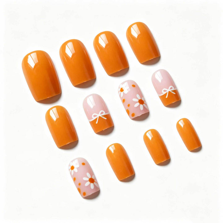 Kreatives Floral Nail Art Set