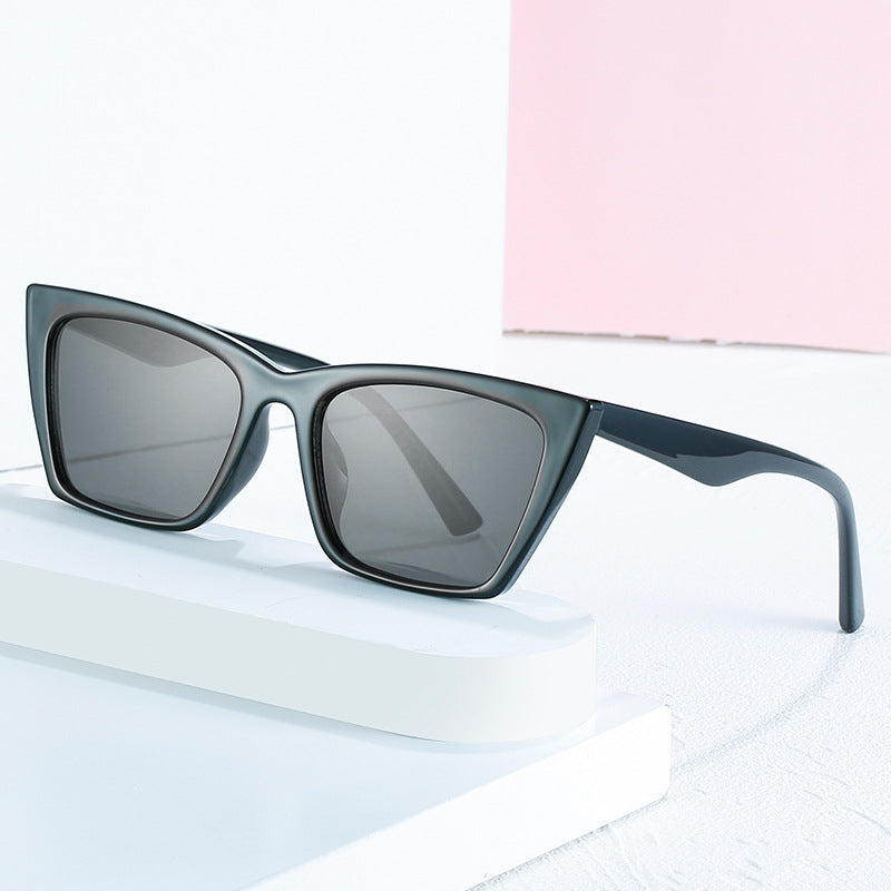 Damen modische geometrische Sonnenbrille mit schützendem UV-Schutz Karnz