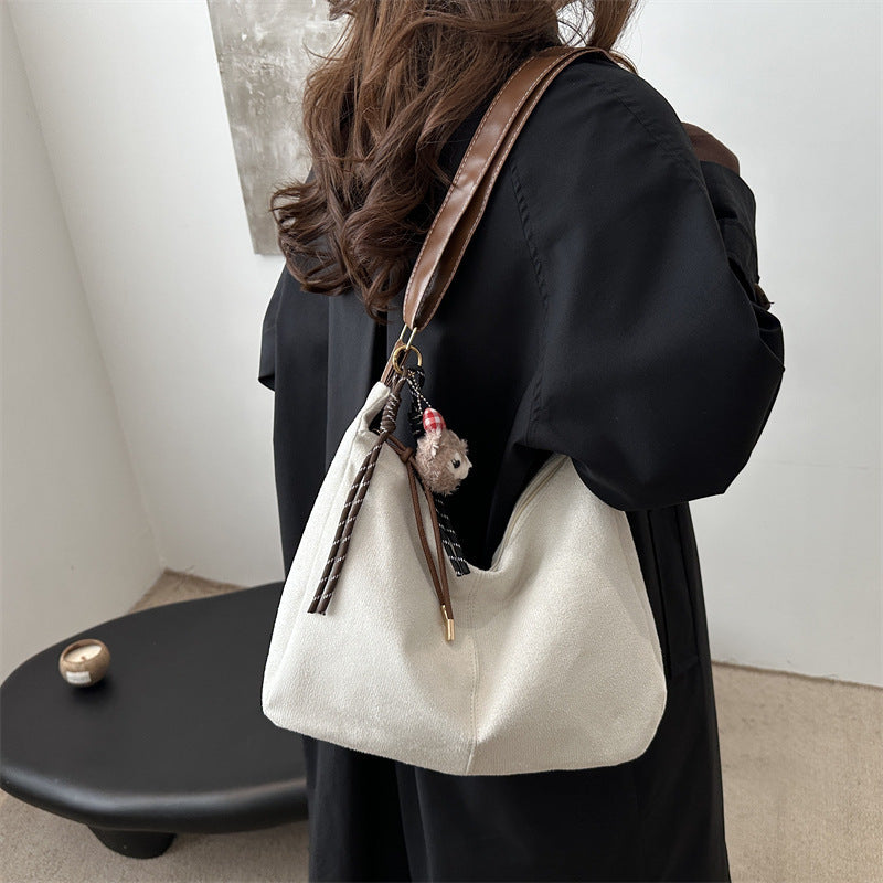Weiche Wildleder Hobo-Handtasche Karnz